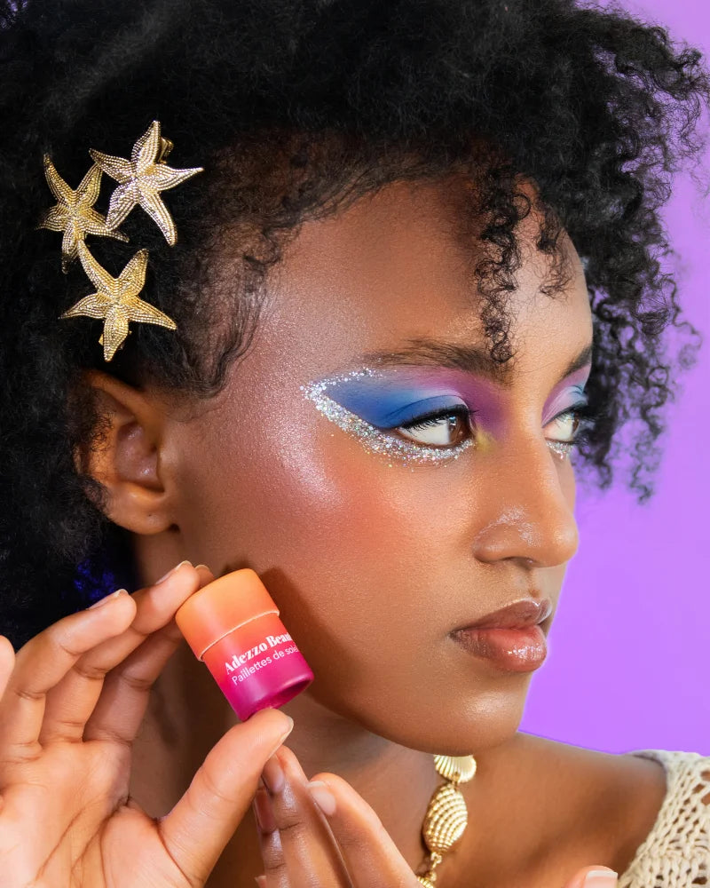 Les plus jolies paillettes biodégradables holographiques. Le mélange Coco Chamelle a une brillance incomparable.